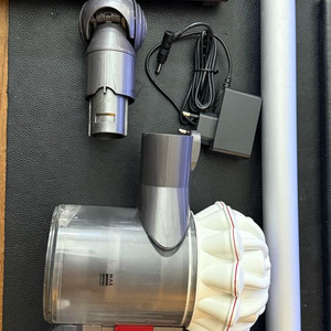 dyson V6 다이슨 무선 청소기 6만원 이미지