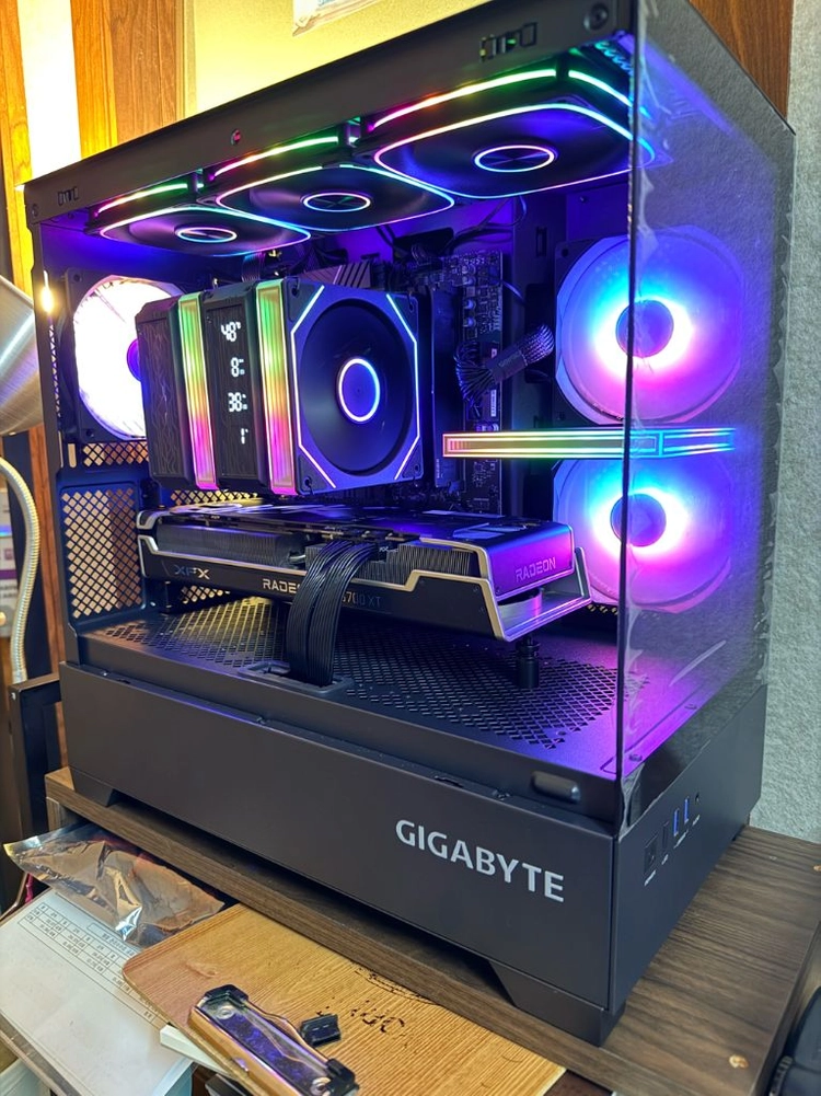 게임용 특AAA급 고사양 컴퓨터 본체 PC 이미지