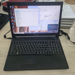15인치 삼성노트북 i5 이미지