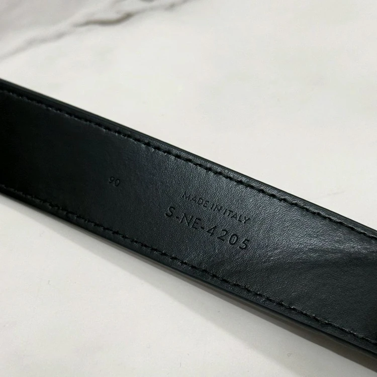 셀린느 그레인 카프스킨 라지 30mm 트리옹프 벨트 블랙 90 이미지