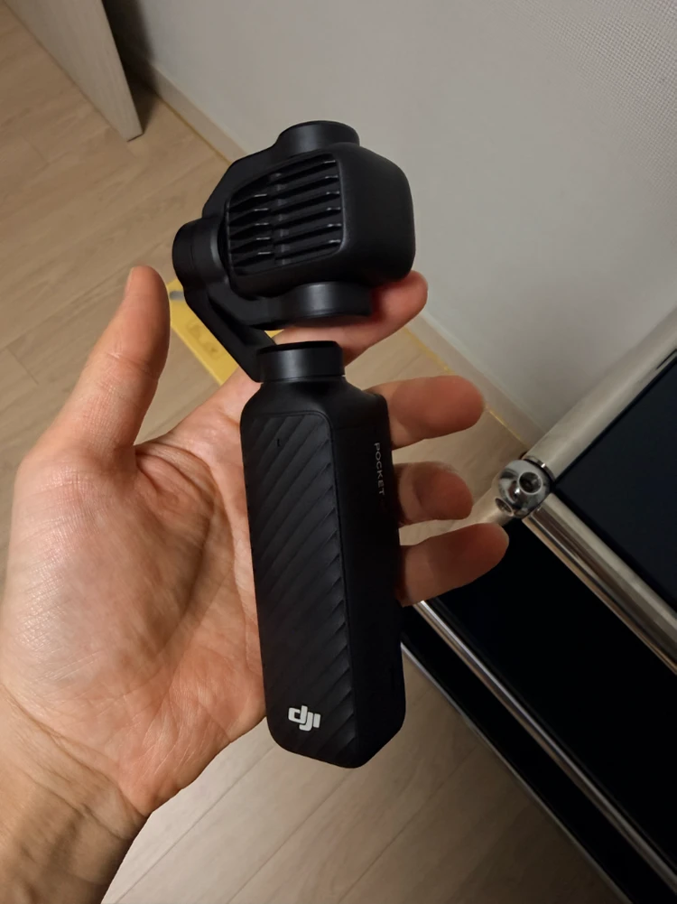 DJI 오즈모포켓 4P 스탠다드 콤보 + 케어 리프레쉬 2년 이미지