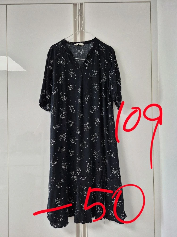 타하리 66사이즈 여성스러운 원피스 블랙트임있어 이미지