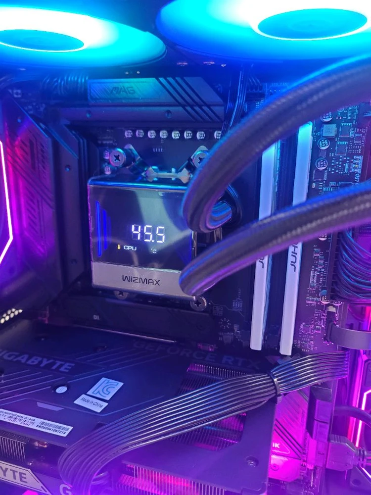 7800X3D 7950X3D 32G 1T RTX 5060 TI 신품동일 본체 이미지