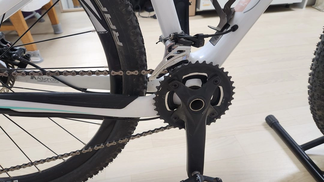 자이언트 리브 옵세스 카본 MTB 산악자전거 이미지