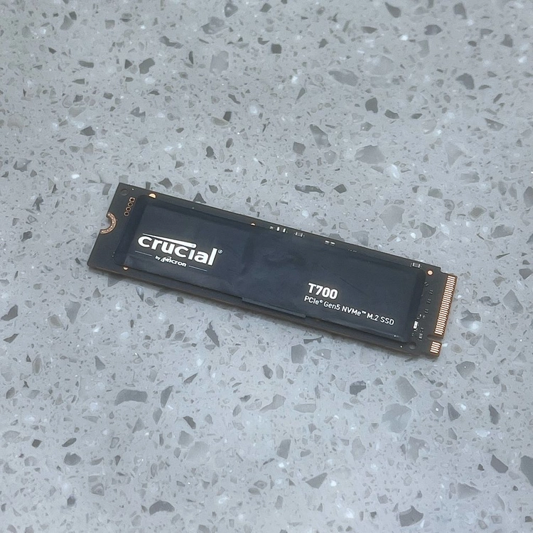 A급 마이크론 T700 Gen5 4테라 Crucial M.2 NVMe SSD 4TB (1/3) 이미지