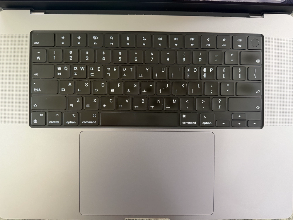맥북프로 16 M1 Max 풀칩 64GB 512GB CTO S급 이미지