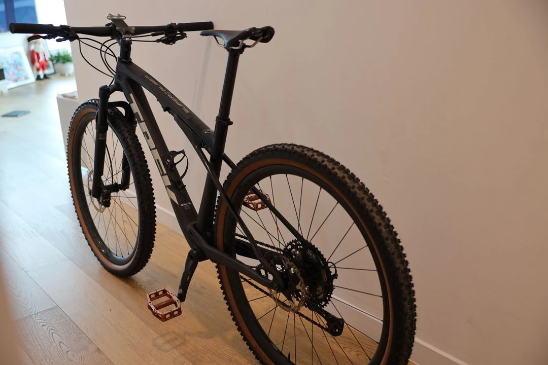 풀서스펜션 MTB 자전거 [트랙 슈퍼칼리버 9.8 L 사이즈 판매합니다] 이미지