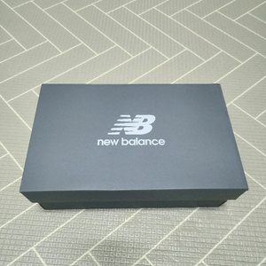뉴발란스 2002r 캐슬락 270 팝니다. 새거 이미지