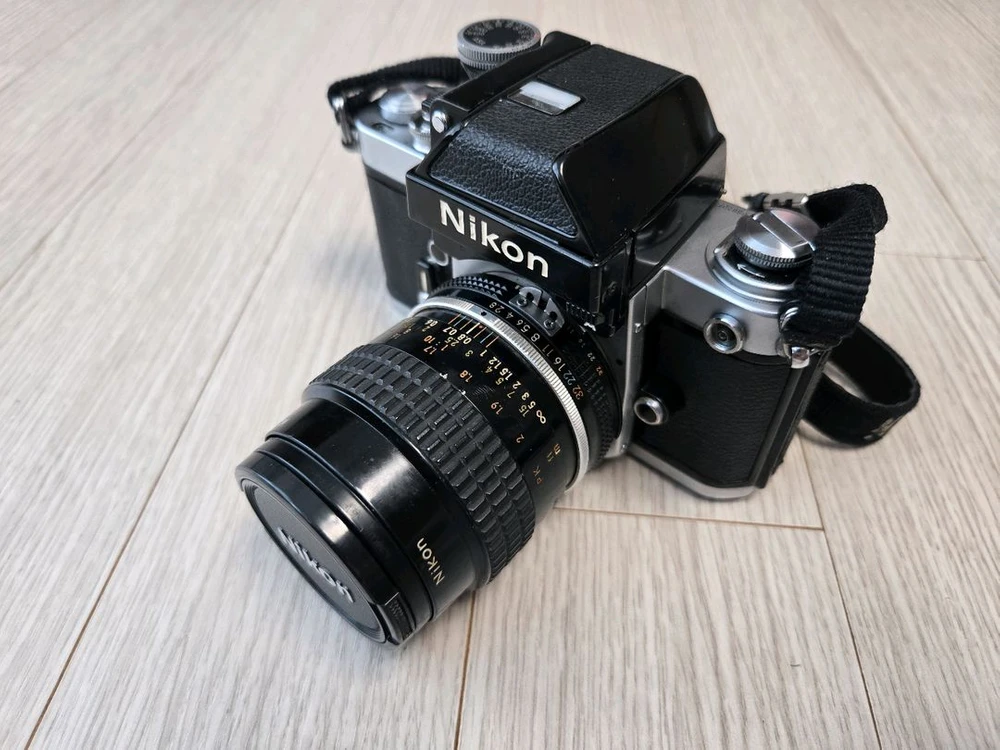 니콘 f2 바디 + 55mm f2.8 렌즈 판매합니다 이미지