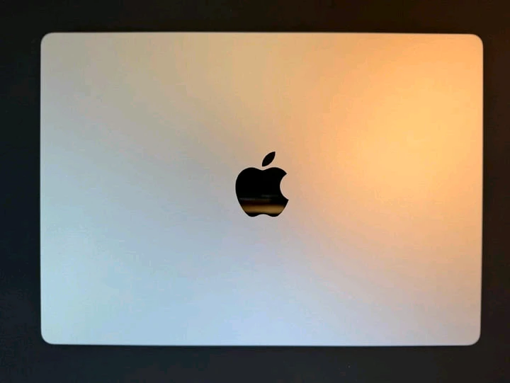 맥북프로 14 M2 Pro 16GB 512GB 실버 이미지