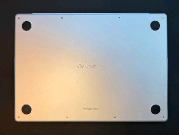 맥북프로 14 M2 Pro 16GB 512GB 실버 이미지