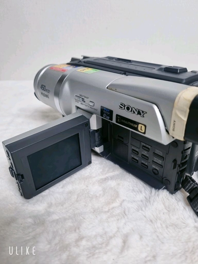 소니 빈티지 캠코더 DCR-TRV120 이미지