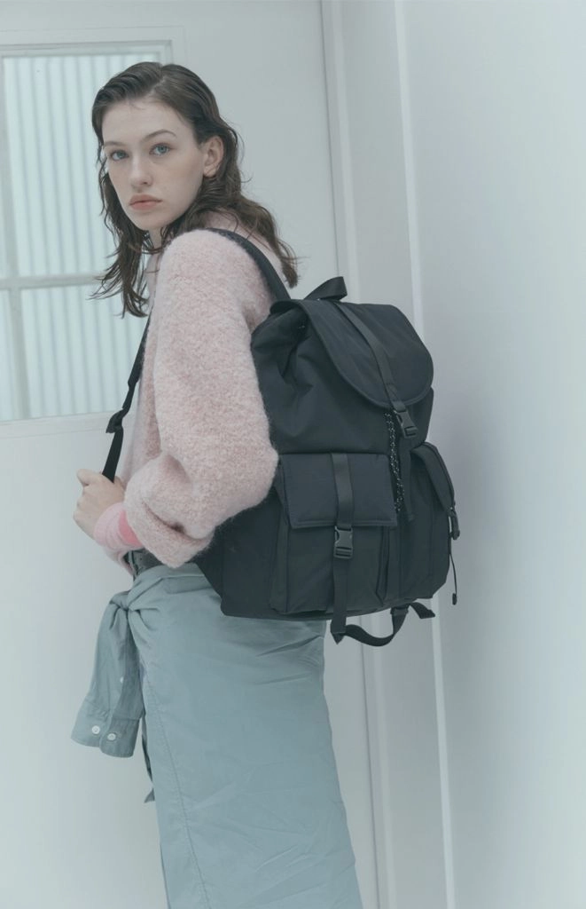 (새상품)스위치 SWEETCH 씨티보이즈 럭색 룩색 백팩 숄더백 M 블랙(학생 가방 직장인 회사원 출근 여행용) 이미지