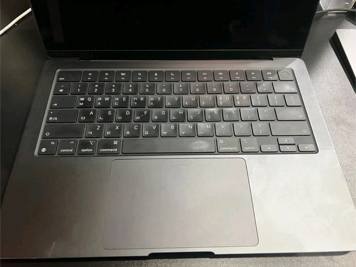 맥북프로 14 M3 Pro 12코어 18GB 1TB 스페이스블랙 이미지