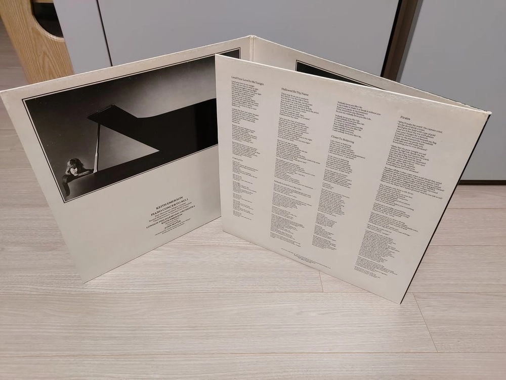 Emerson, Lake & Palmer - Works Volume 1 소장하던 [LP]팝니다.[락앤올드맨] 이미지