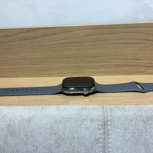 애플워치10 내추럴 티타늄 46mm (베터리 효율 100%) 이미지