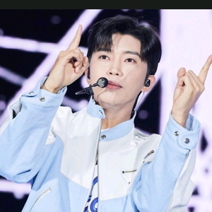 임영웅 콘서트 고양 (2매 판매완료, 4매 남음) 이미지