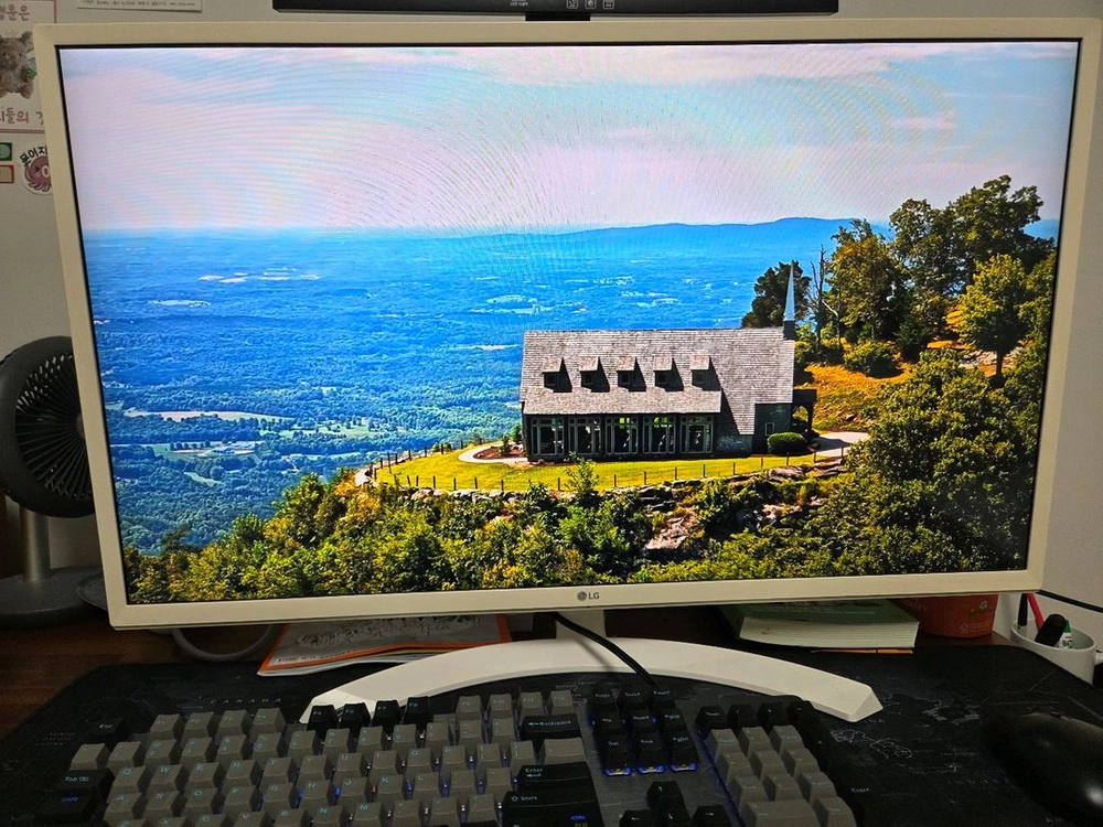32인치 LG 모니터 32MP58HQW 이미지