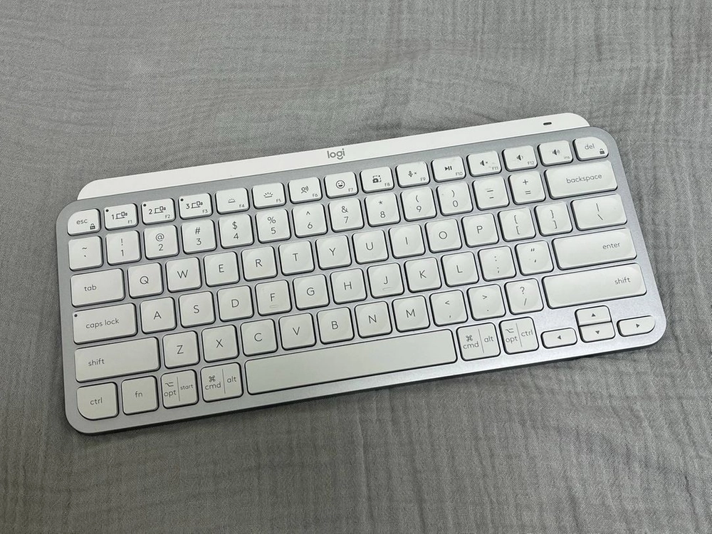 로지텍 mx keys mini 이미지