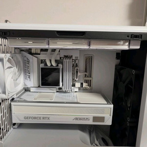5090 스텔스 방열판 커버 + b850/x870 스텔스 커버 팝니다. 이미지