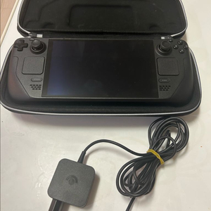 스팀덱 OLED 1TB 휴대용 게임기 배터리헬스 100 팔아요 이미지