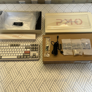 PMO Aurora80(오로라80) 웜 스모크 실버 FR4 / 월신축 이미지