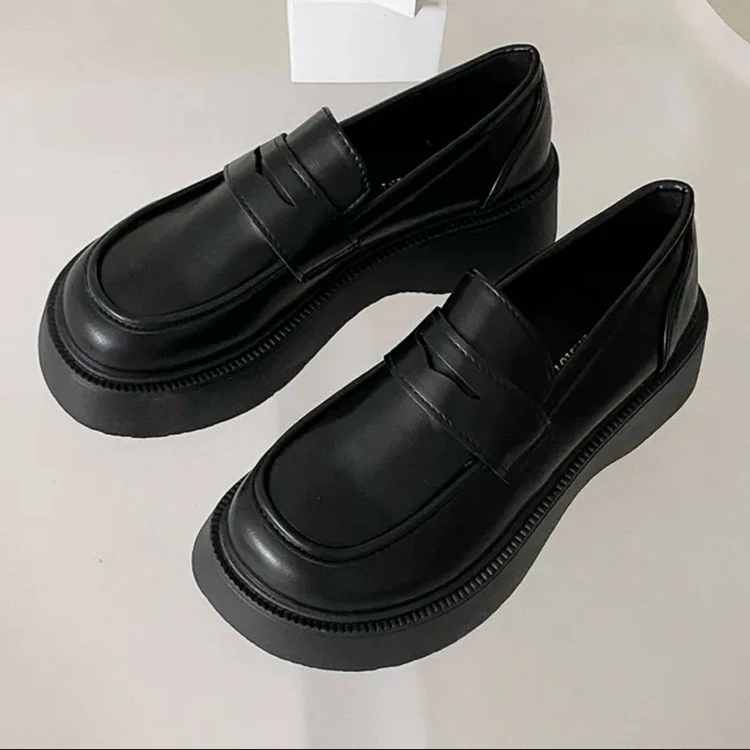 플랫폼 통굽 로퍼 4.5cm 검정 블랙 230 [잡화] 이미지