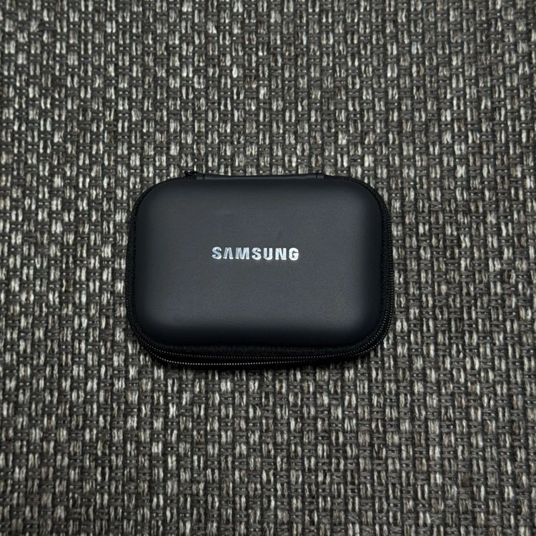 삼성 T7 Shield 외장 SSD 4TB 블랙 이미지