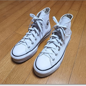 컨버스 척테일러 올스타 레더 하이 240 이미지
