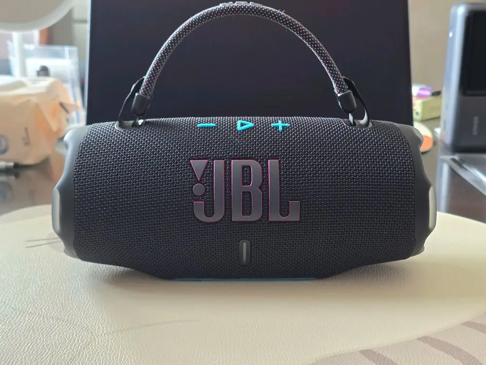 JBL charge 6(차지 6) 블루투스 스피커 판매합니다 이미지
