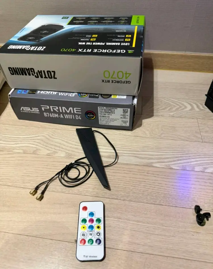 i7-13700F RTX 4070 고사양 게이밍PC 본체 이미지