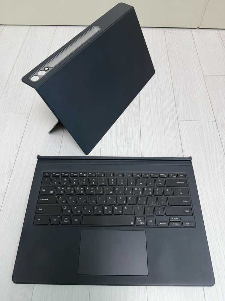 정품 삼성 갤럭시탭 S9 S10 울트라 키보드 북커버 - 안심되는 중고거래