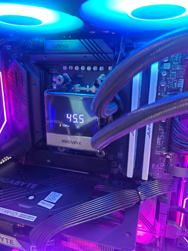 7800X3D 7950X3D 32G 1T RTX 5060 TI 신품동일 본체 이미지