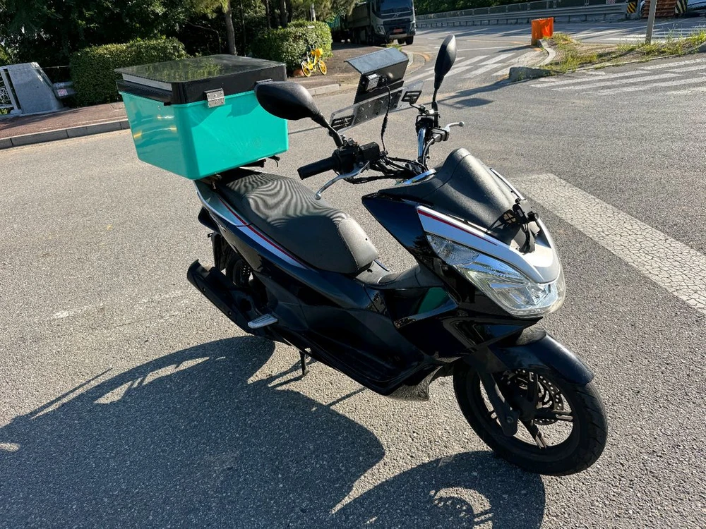 혼다 pcx125 18년 블박튜닝 판매합니다 이미지