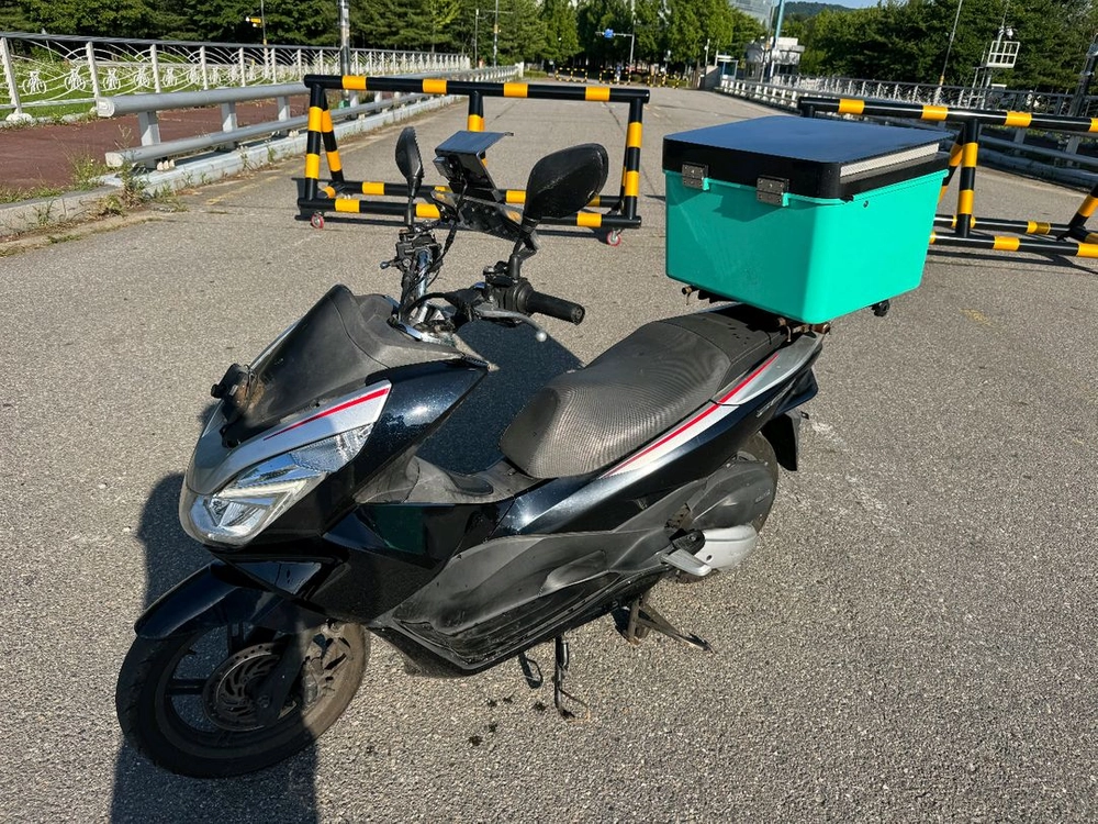 혼다 pcx125 18년 블박튜닝 판매합니다 이미지