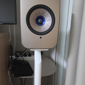 KEF 케프 LSX II LSX2 정품스탠드 포함 판매합니다 이미지