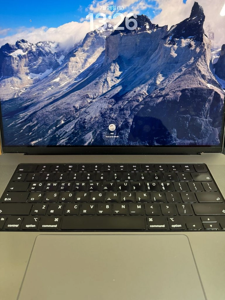 맥북프로 16인치 M1 Pro 16GB 스페이스그레이 판매합니다. 이미지