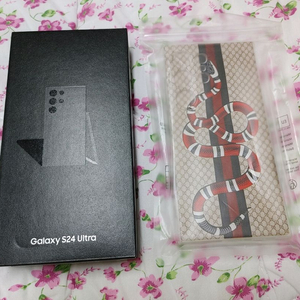 풀박스 ㅡ 갤럭시 S24 울트라 256GB + 새케이스,강화유리 ㅡ 정상해지 이미지