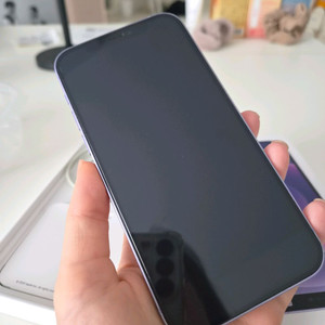 아이폰 12 퍼플 색상 64GB 이미지