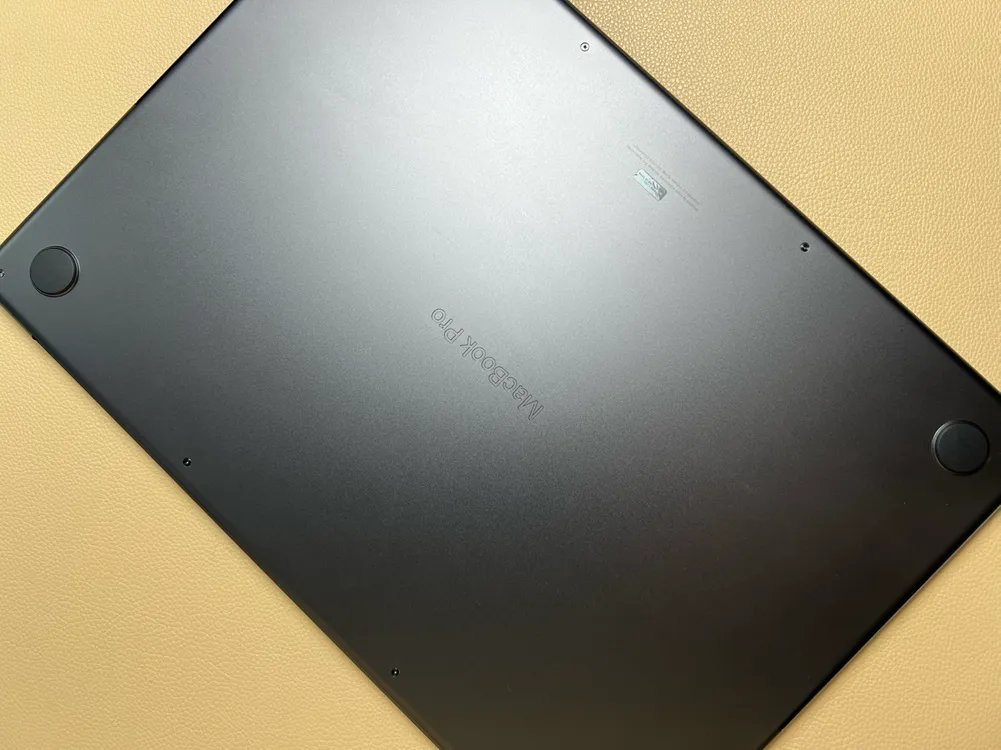 맥북 프로 M4 MAX 16인치 128GB 1TB 스페이스 그레이 이미지