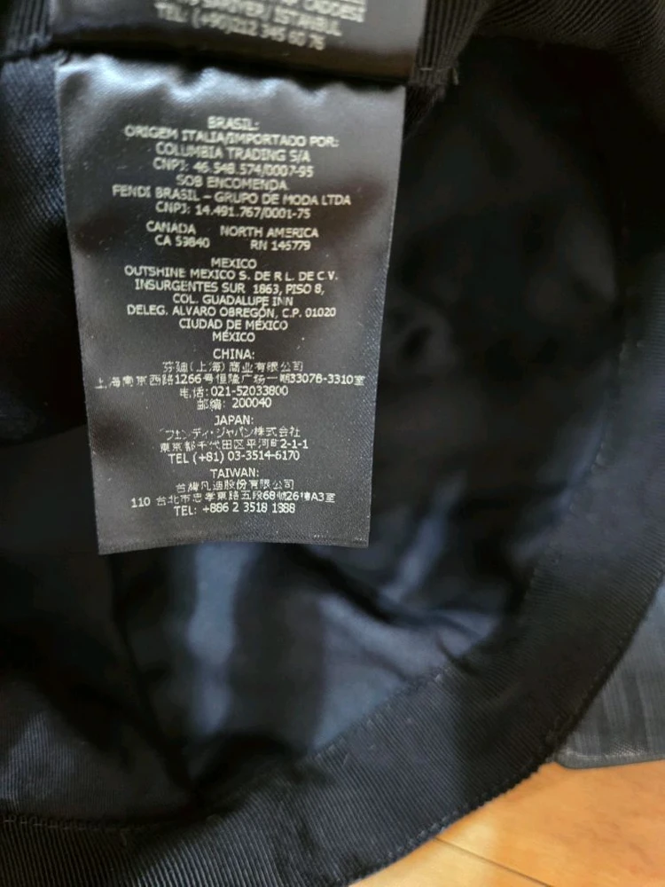 FENDI 펜디 남성 모자 프리사이즈 새제품 이미지