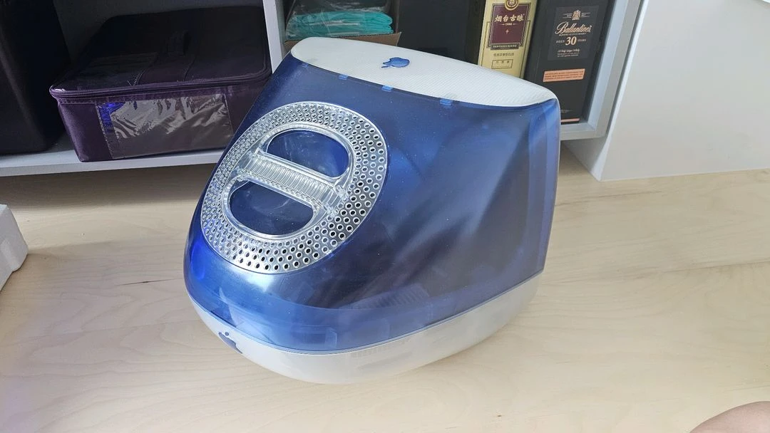 빈티지 CRT 모니터 이미지