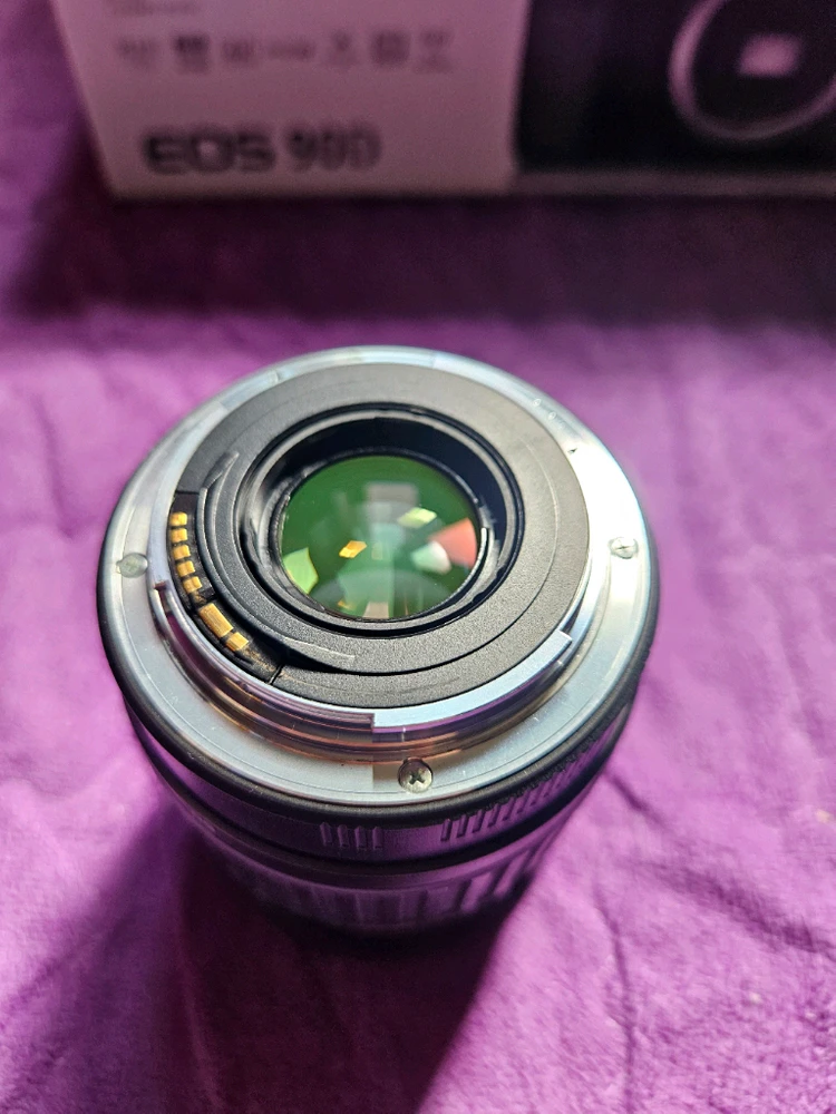 캐논 EOS 90D + 탐론 17-50 + DM-E100 이미지