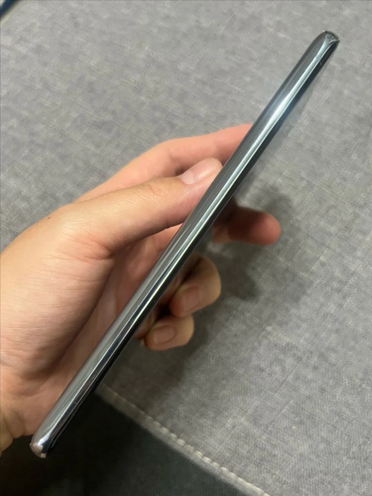 갤럭시 s20플러스 이미지