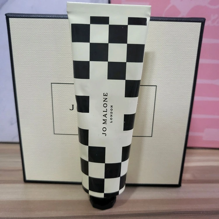 조말론 블랙베리 앤 베이 향수 핸드크림 이미지