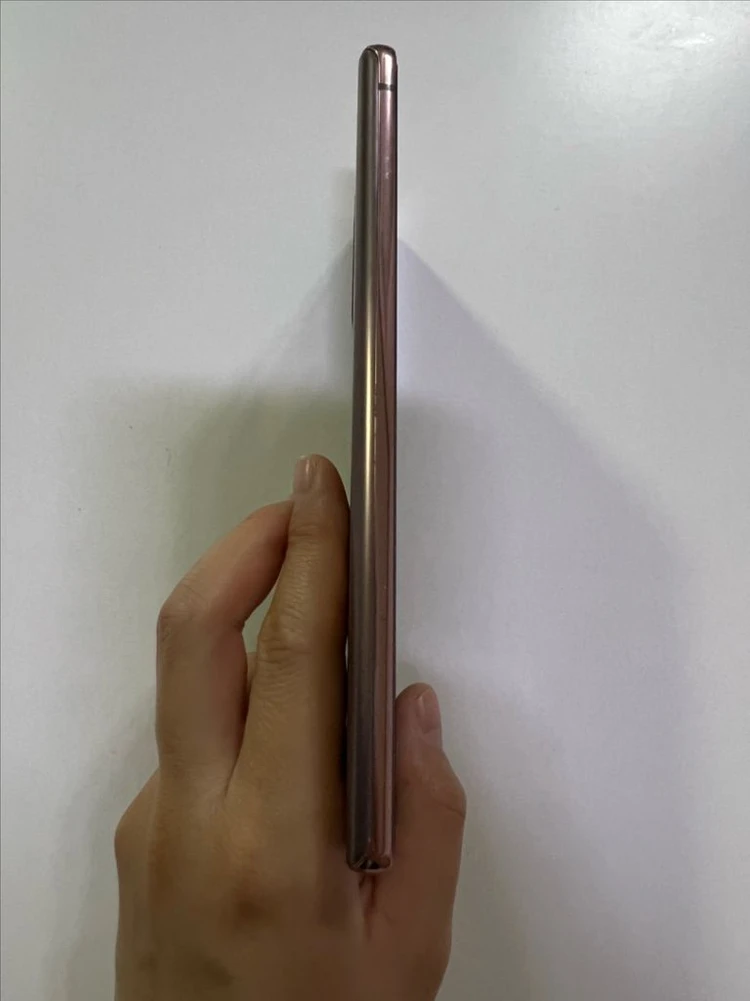 갤럭시 노트20 이미지
