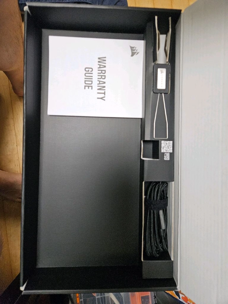 커세어 K65플러스 블루투스 키보드 팝니다. 이미지