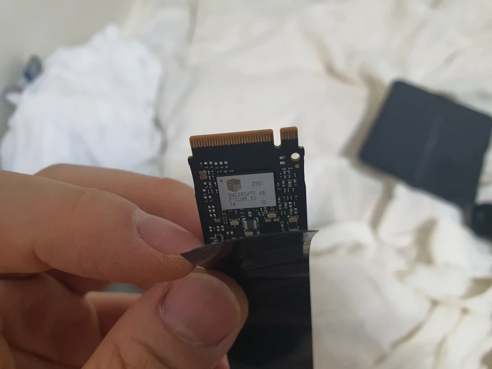 삼성 NVMe SSD 1TB 3.0 디램리스 (엑갈리 추출) 이미지