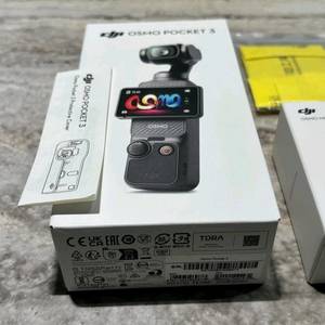 새상품) DJI 오즈모 포켓 3 + 미니삼각대 + 샌디스크 128GB SD카드 이미지