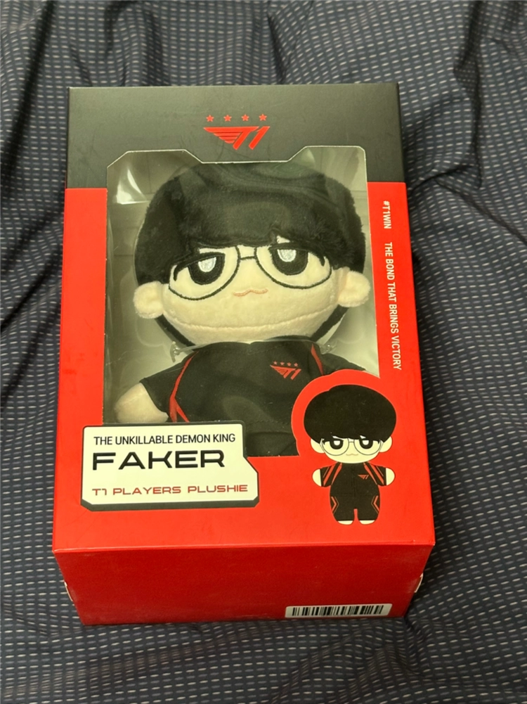 t1 faker 티원 페이커 인형 및 후드L사이즈 일괄 판매 원가, 원가이하 이미지